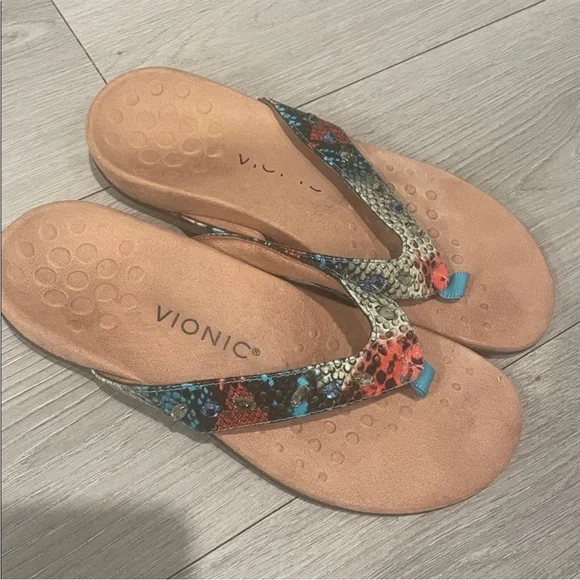 Vionic Women's Snakeskin Pattern Sandals - Picture 5 of 6